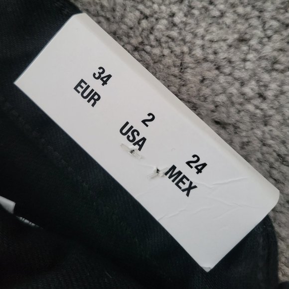 ZARA Denim Barrel Leg Mid Rise Regular Length Jean Black Size 2 - Picture 7 of 7